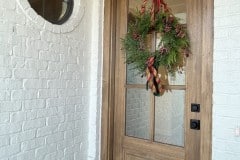 Friends-Entrance-for-Christmas-at-Pickwick-Place