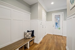 893-Mudroom built-in bench