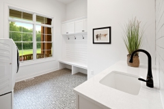 Dover-Farm-Mudroom