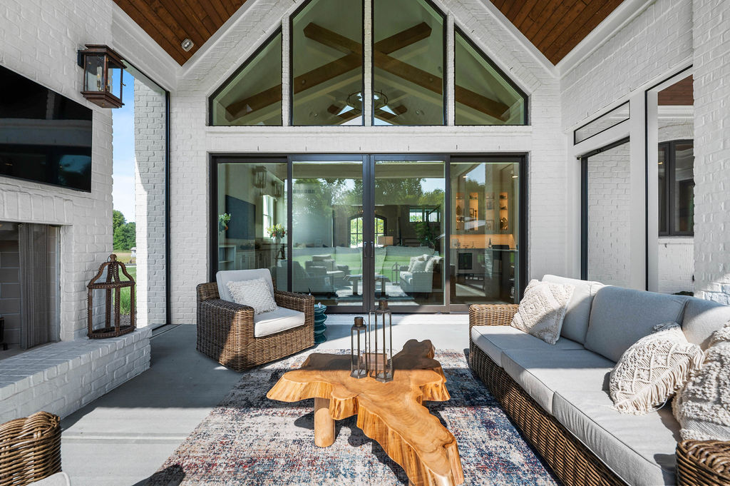 Pickwick Place Covered Screened-In Porch Cathedral Ceilings, Fireplace