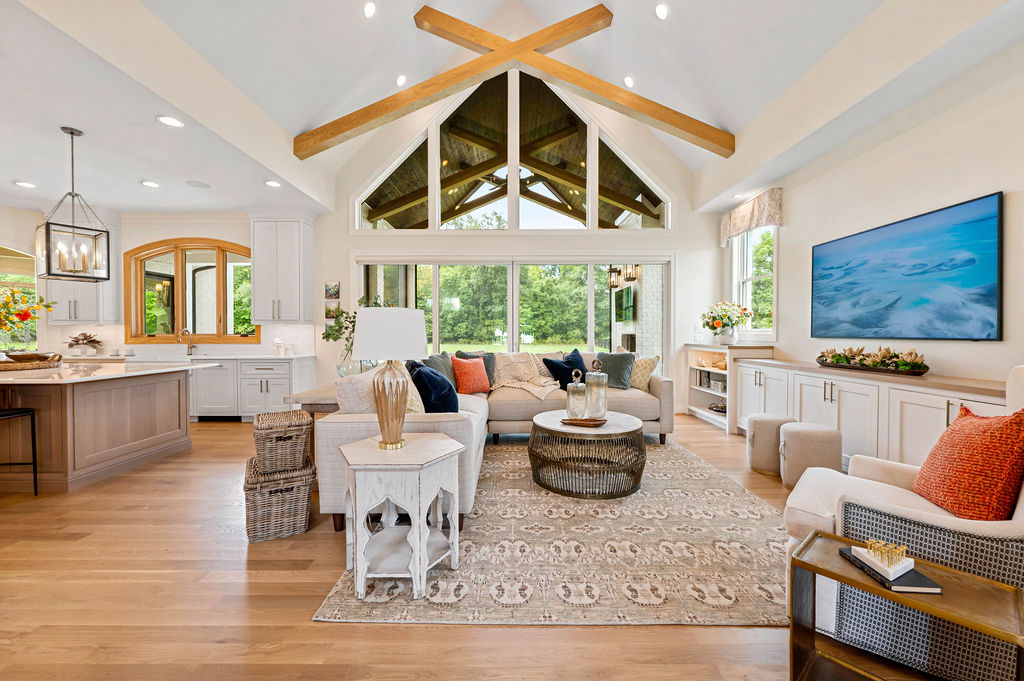 Pickwick Place Great Room With Cathedral Ceiling With Beams