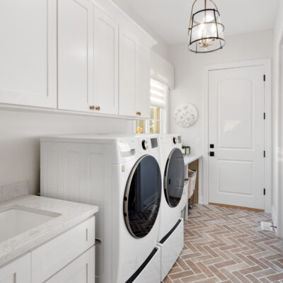 Pickwick Place Laundry Room