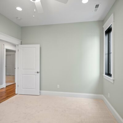 River Belle Cincinnati Row House Bedroom