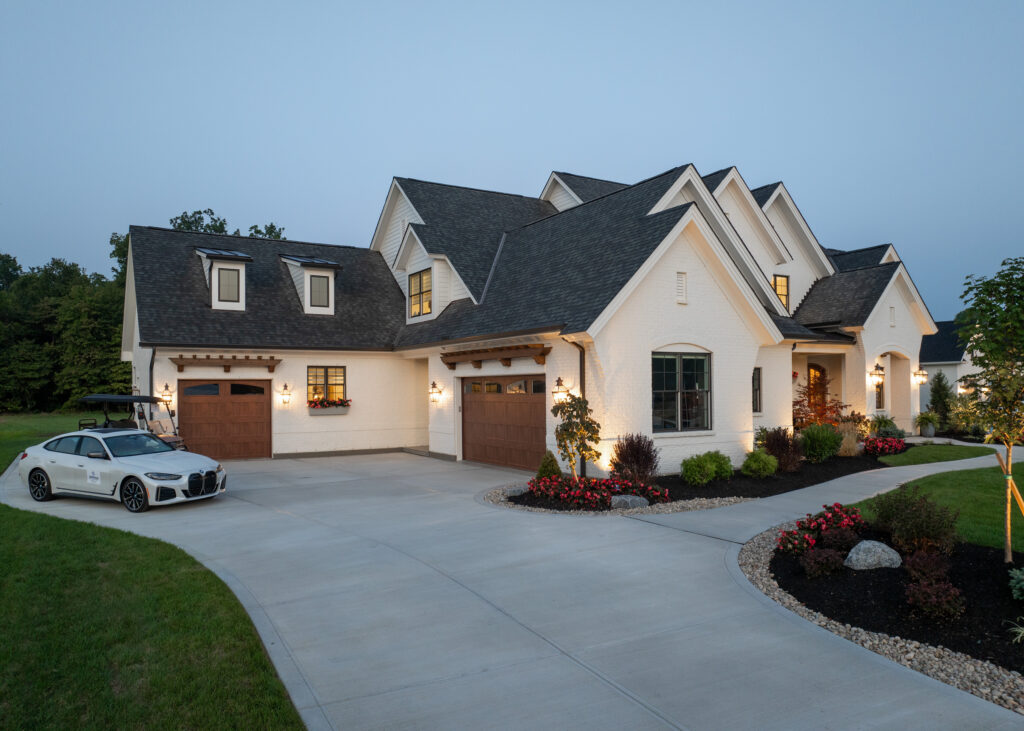 Pickwick Place 3 Car Garages with Trellises